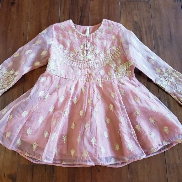 Women's Powder Coral Organza Gold Embroidery Yok Flare And Sleeves Peplum Top - Picture 3 of 14